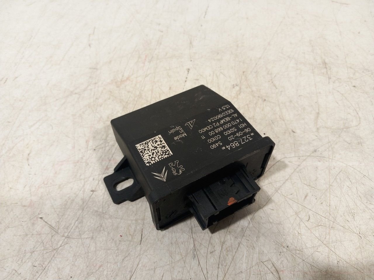Computer verlichting Peugeot 2008, Onderdelen@venauto.nl, Van der Ven Autorecycling B.V., Gebruikt, Ettenseweg 76, 4706 PB Roosendaal, The Netherlands