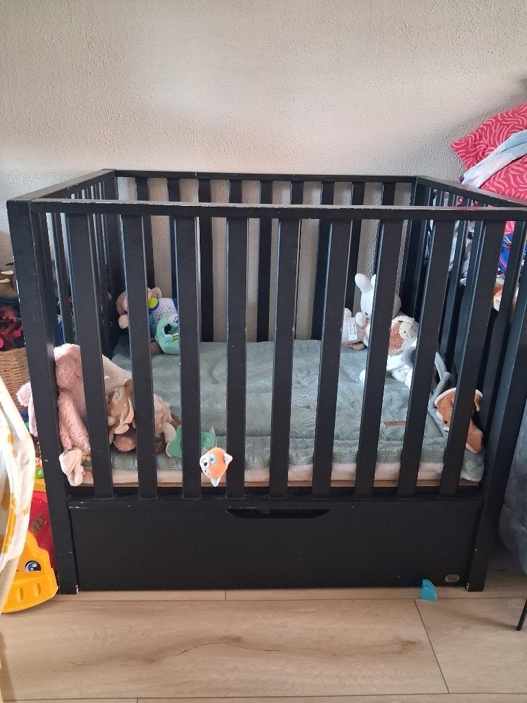TWF Zwarte box met lade en verstelbare bodem, Kinderen en Baby's, Ophalen, Gebruikt, Vierkant, In hoogte verstelbaar