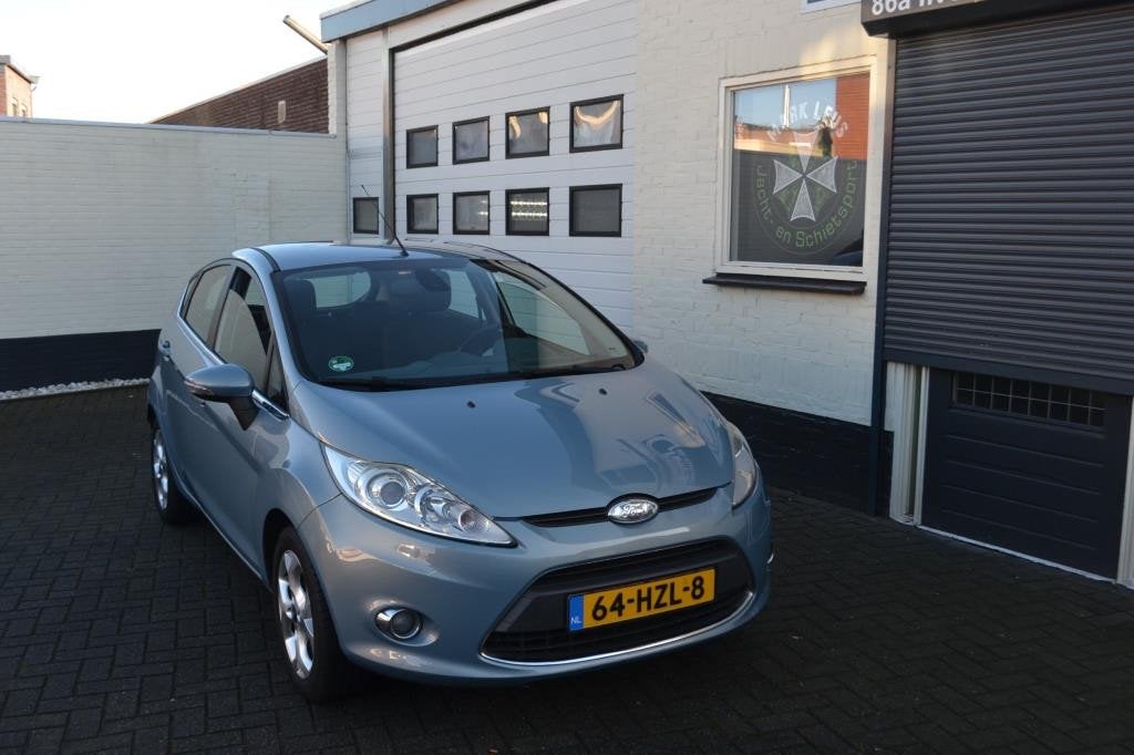 Ford Fiesta 1.25 Titanium BIJZONDER MOOI, Voorwielaandrijving, Stof, 1242 cc, 82 pk