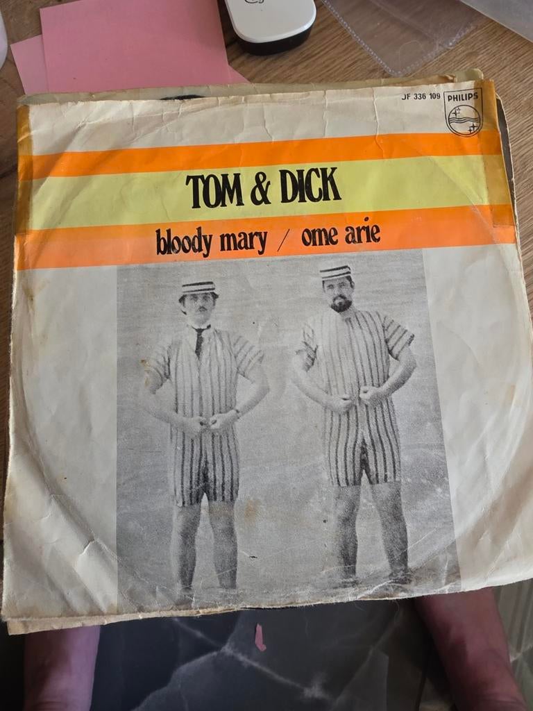 Tom & Dick - Bloody Mary / Ome Arie (Single), Gebruikt, 7 inch, Single, 1960 - 1969