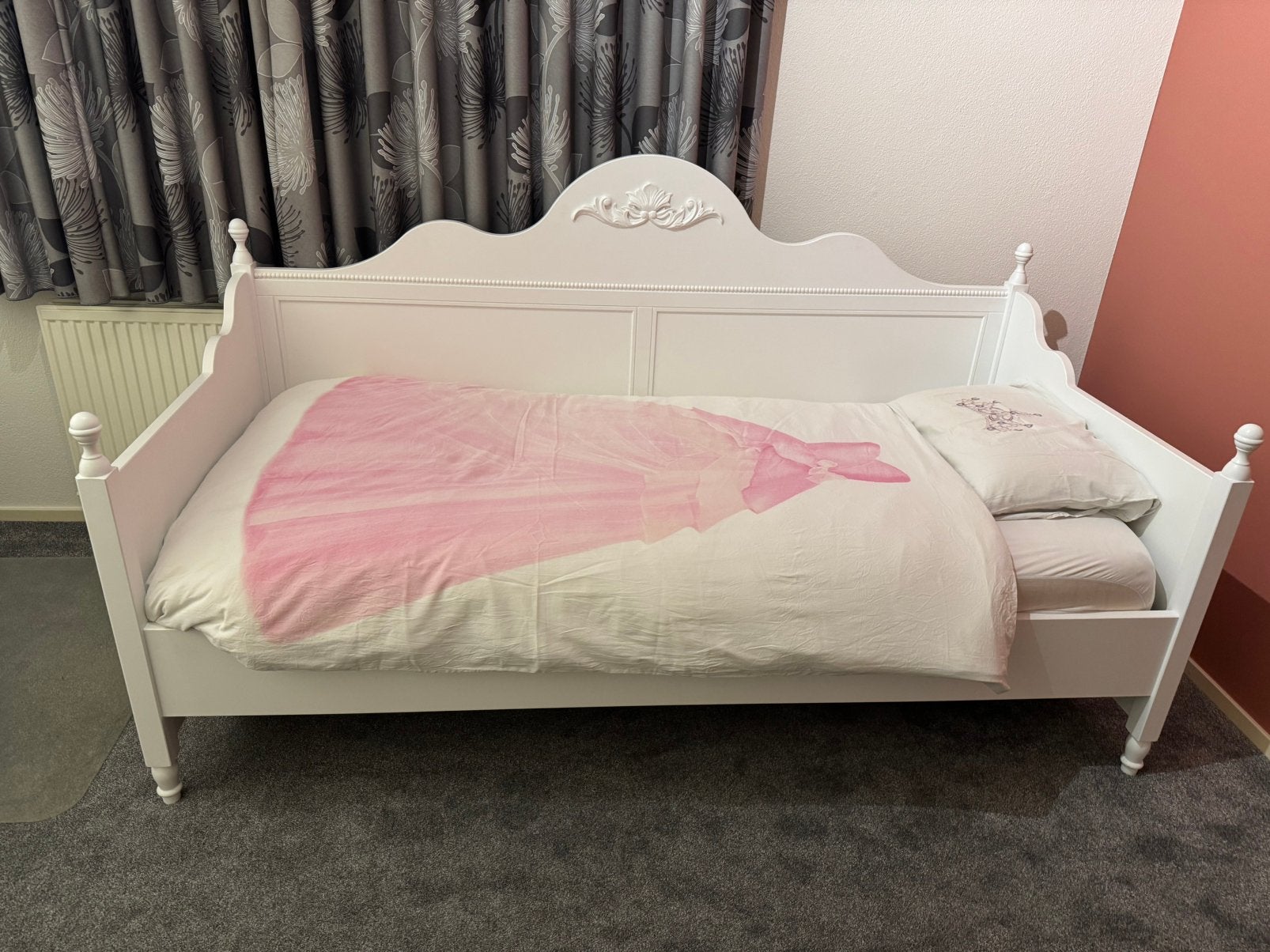 Bopita romantic  bed / bedbank, Ophalen, 85 tot 100 cm, Zo goed als nieuw, Lattenbodem