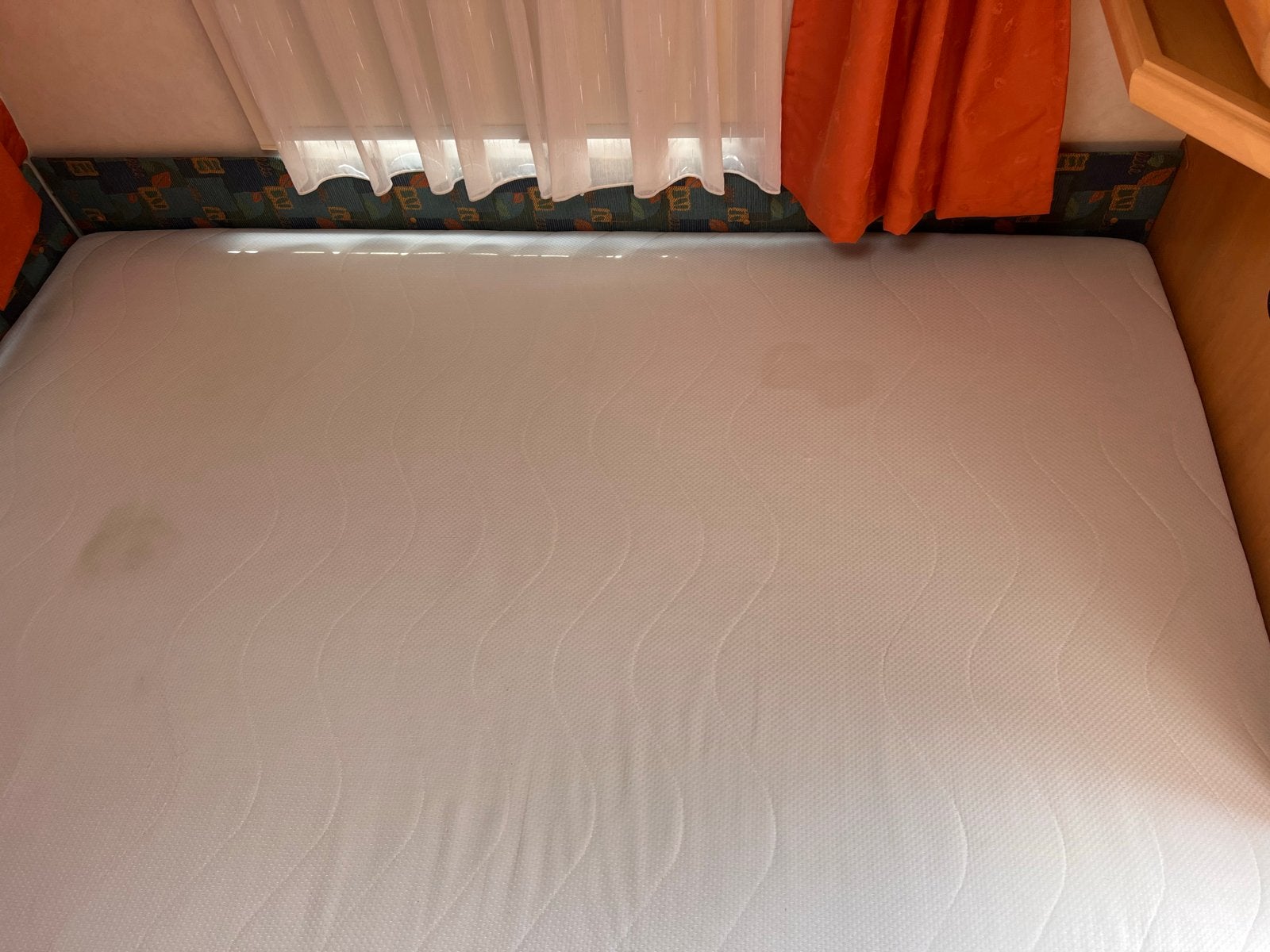 Frans bed voor Fendt caravan - Zo goed als nieuw, Caravans en Kamperen, Caravan accessoires, Ophalen, Zo goed als nieuw