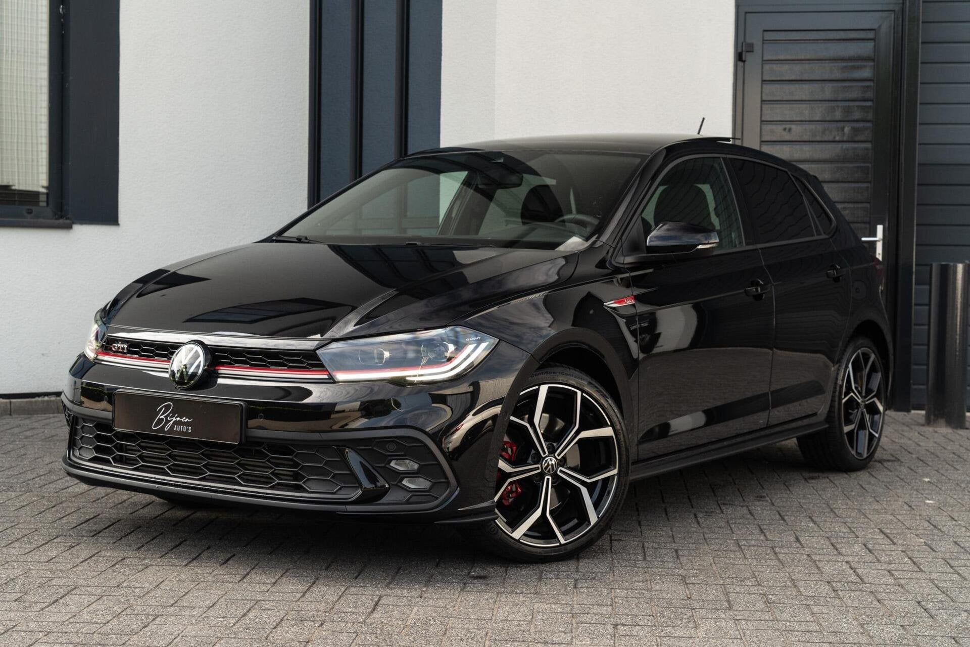 Volkswagen Polo 2.0 TSI GTI PANO / FULL OPTION !, Auto's, Volkswagen, 15 km/l, Gebruikt, Zwart, 4 cilinders