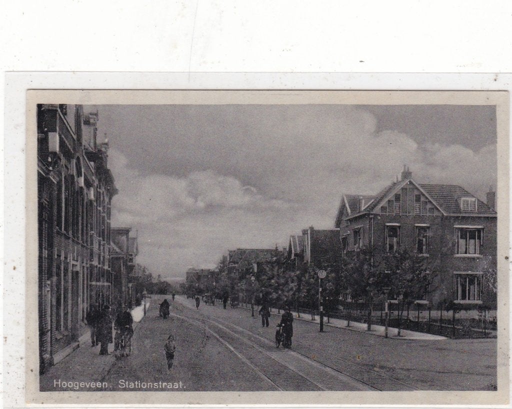 Hoogeveen-Stationstraat circa 1935, Verzamelen, Ophalen of Verzenden, 1920 tot 1940, Ongelopen, Drenthe