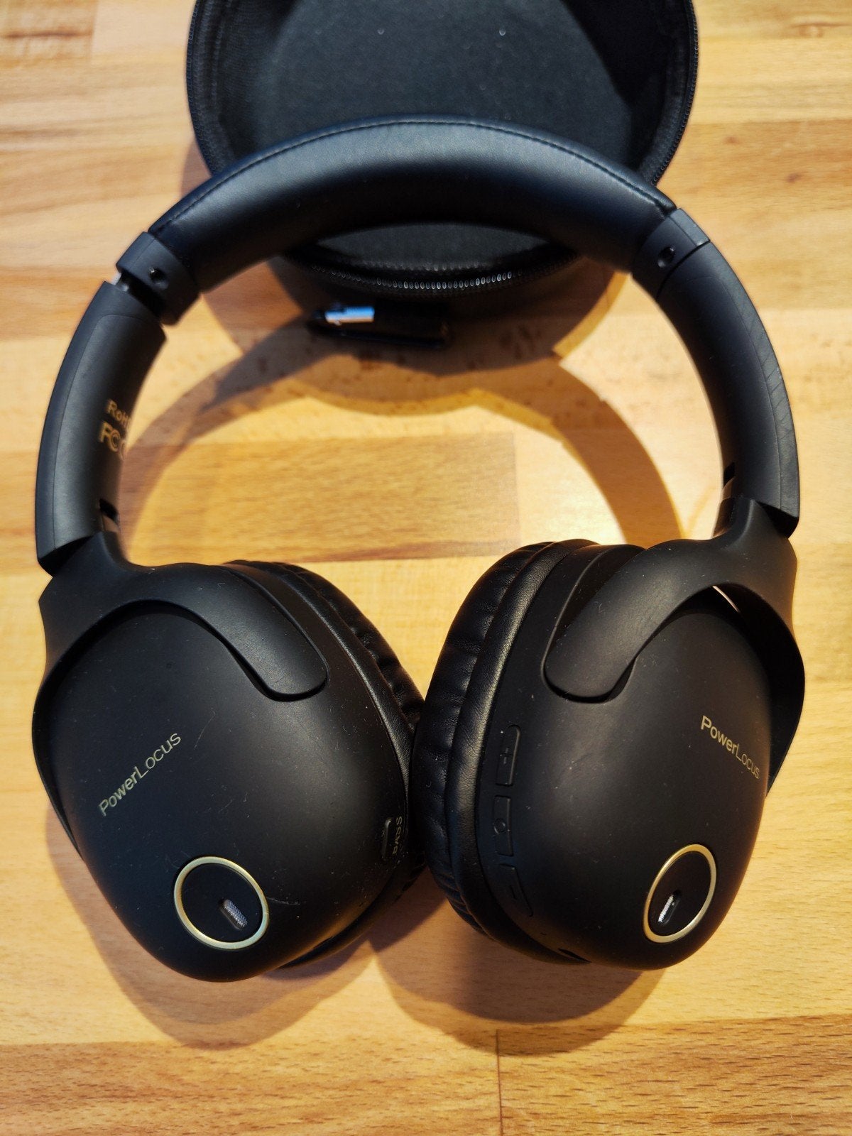 Powerlocus koptelefoon, Audio, Tv en Foto, Koptelefoons, Overige merken, Ophalen of Verzenden, Zo goed als nieuw, Over-ear