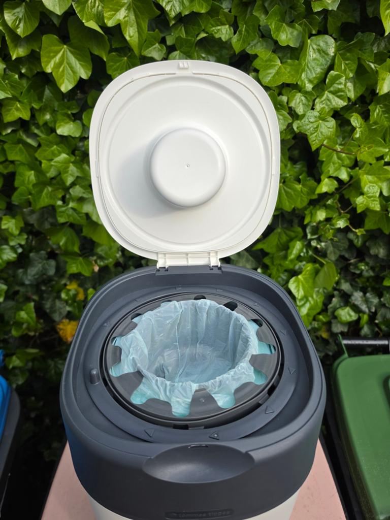 Tommee Tippee luieremmer met 8 navulcassettes, Ophalen, Zo goed als nieuw