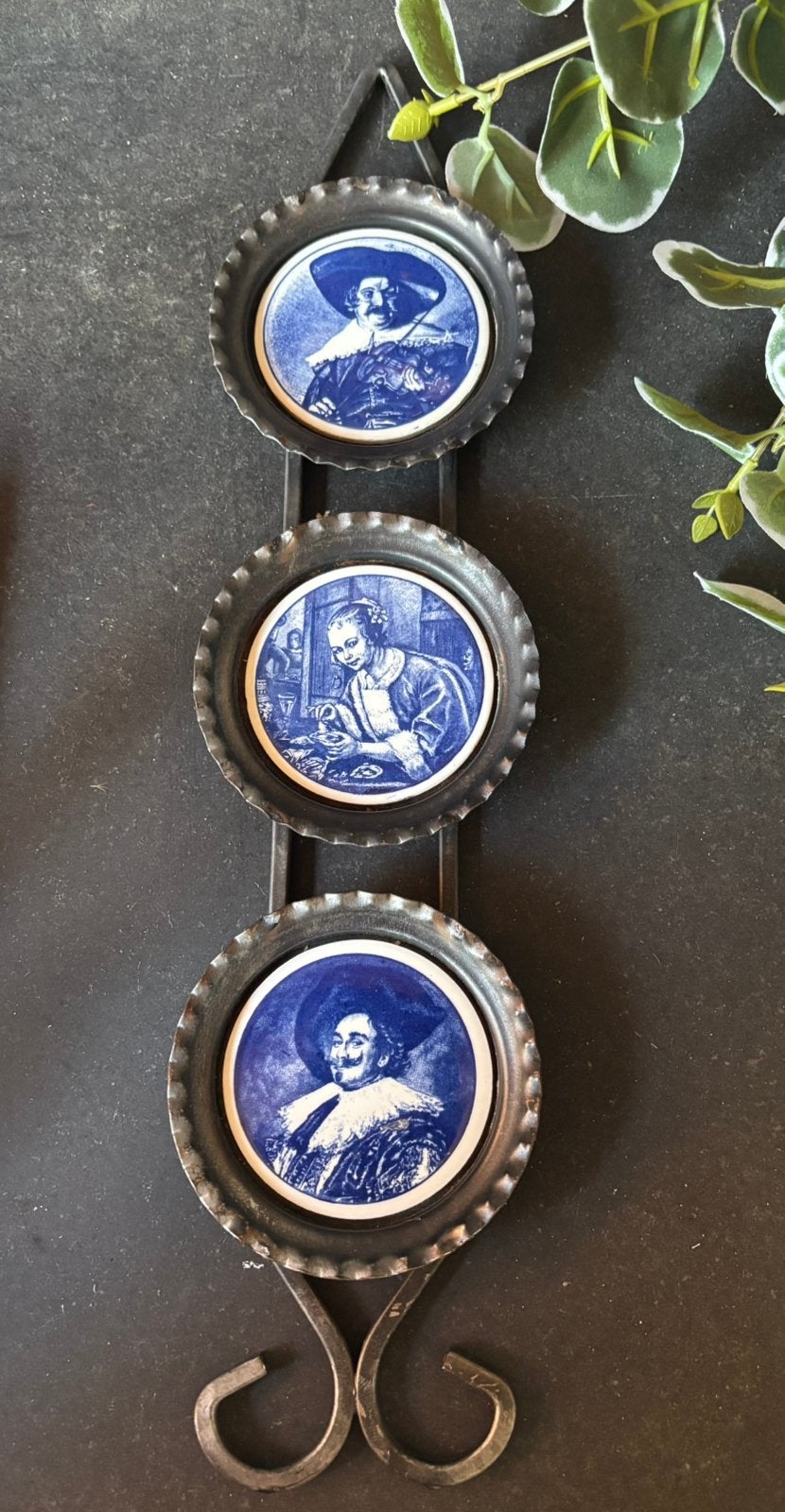 Midcentury wandhanger met Delfs blauwe tegeltjes, gietijzer, Ophalen of Verzenden