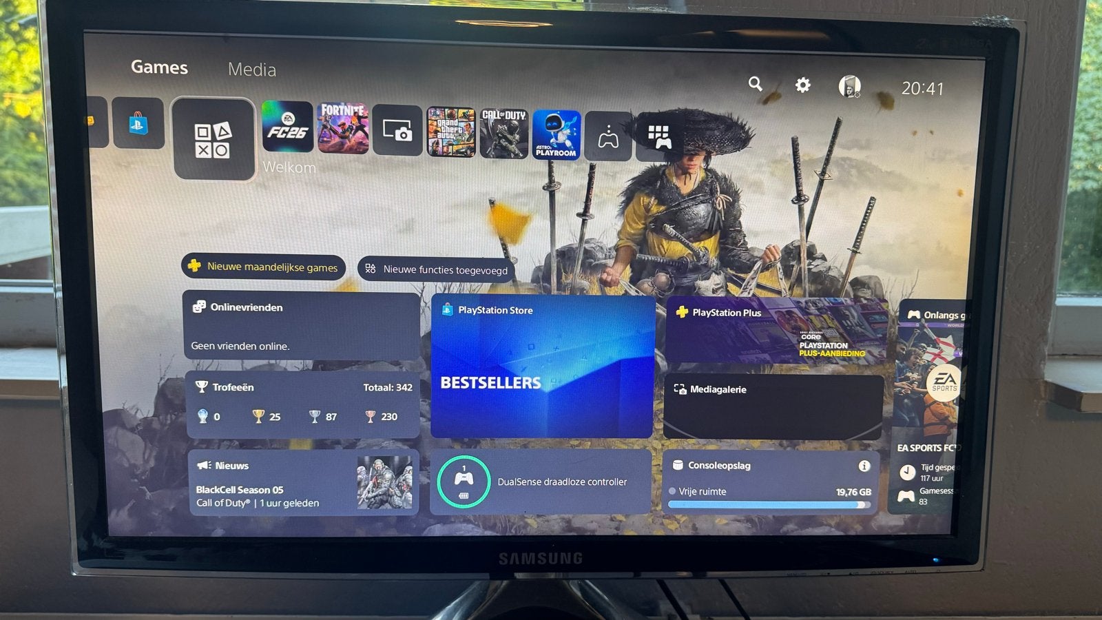 PlayStation 5 Digital met controller, spellen en doos, Ophalen of Verzenden, Zo goed als nieuw, Playstation 5