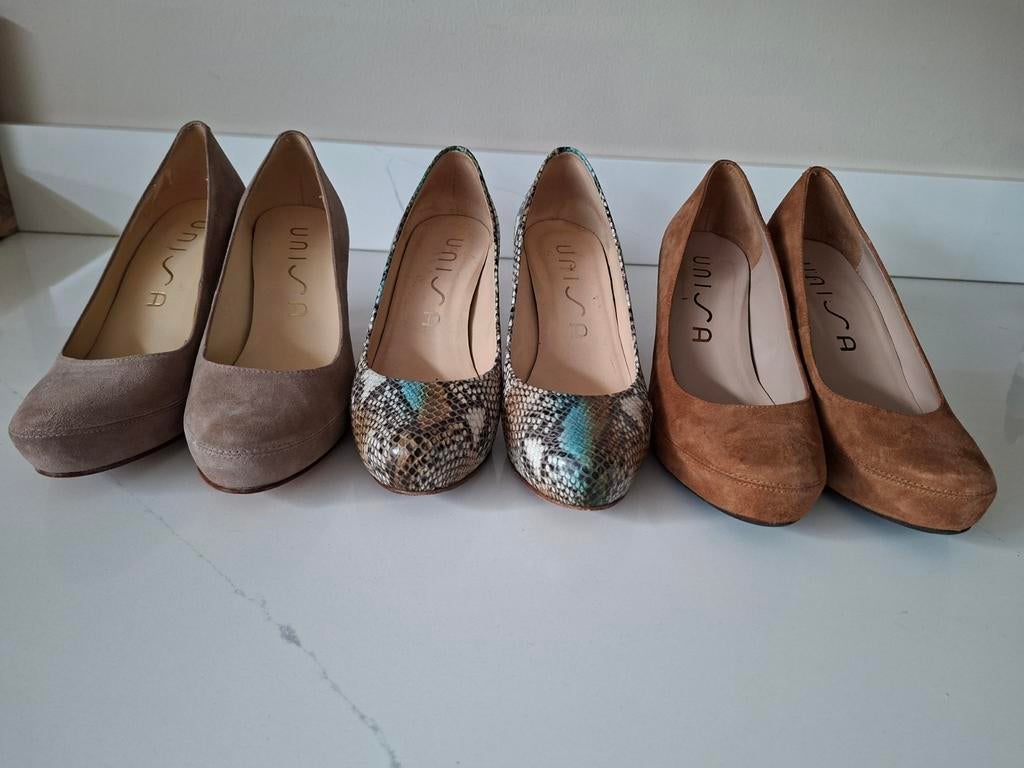 Pumps van Unisa in zeer goede staat!  Maat 38 & 37,5, Ophalen of Verzenden, Zo goed als nieuw, Beige, Pumps