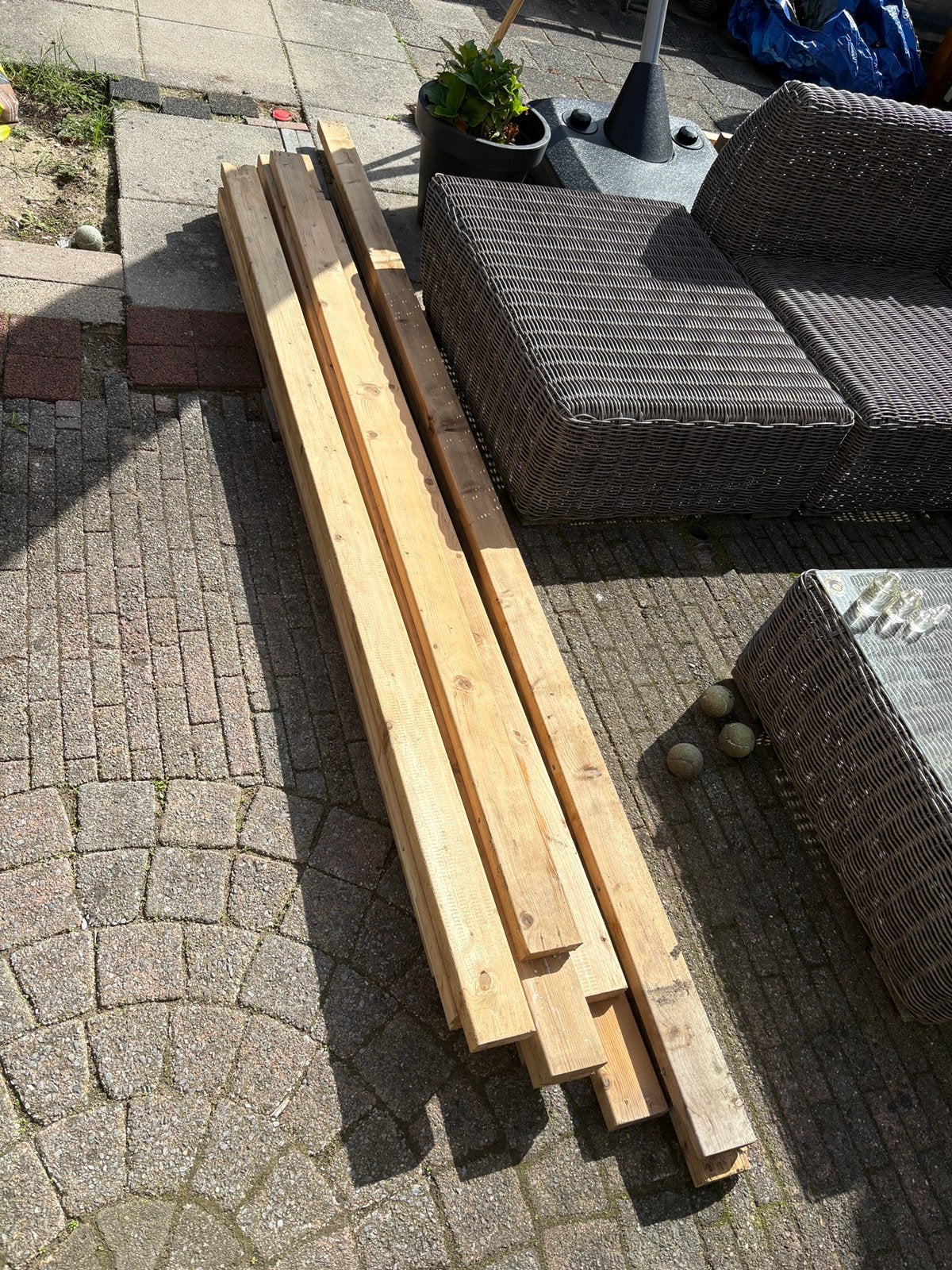 Partij houten balken., Doe-het-zelf en Verbouw, Ophalen, Zo goed als nieuw, Balk, Vuren
