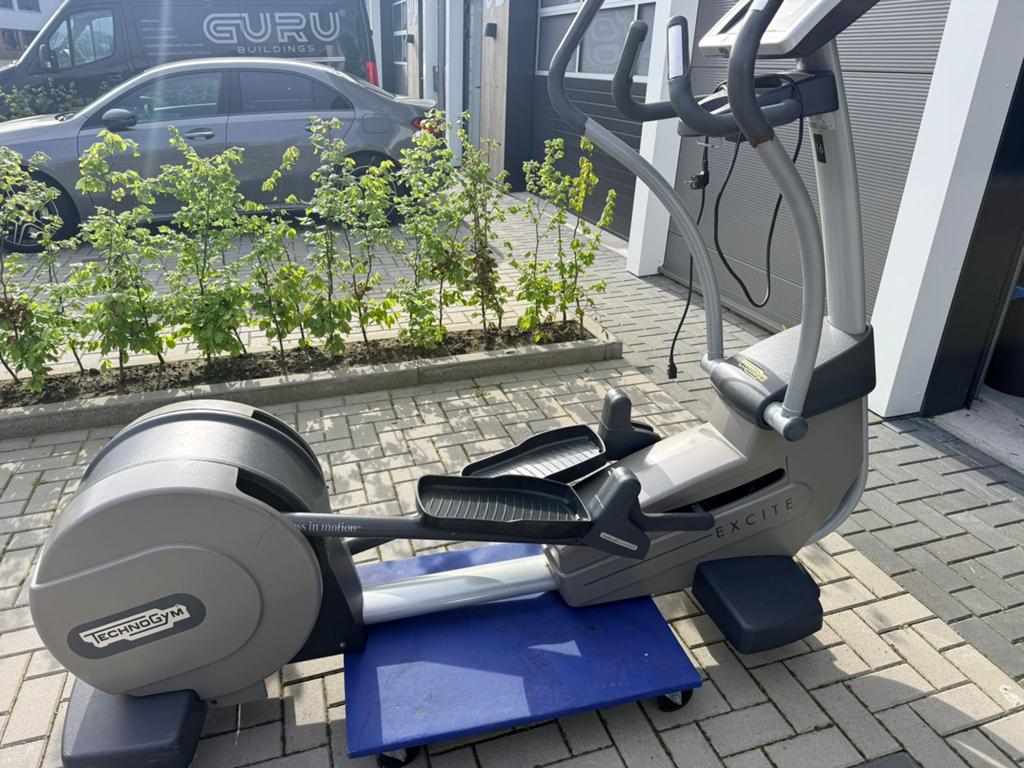 Technogym Synchro 700 tv., Ophalen of Verzenden, Zo goed als nieuw, Overige typen