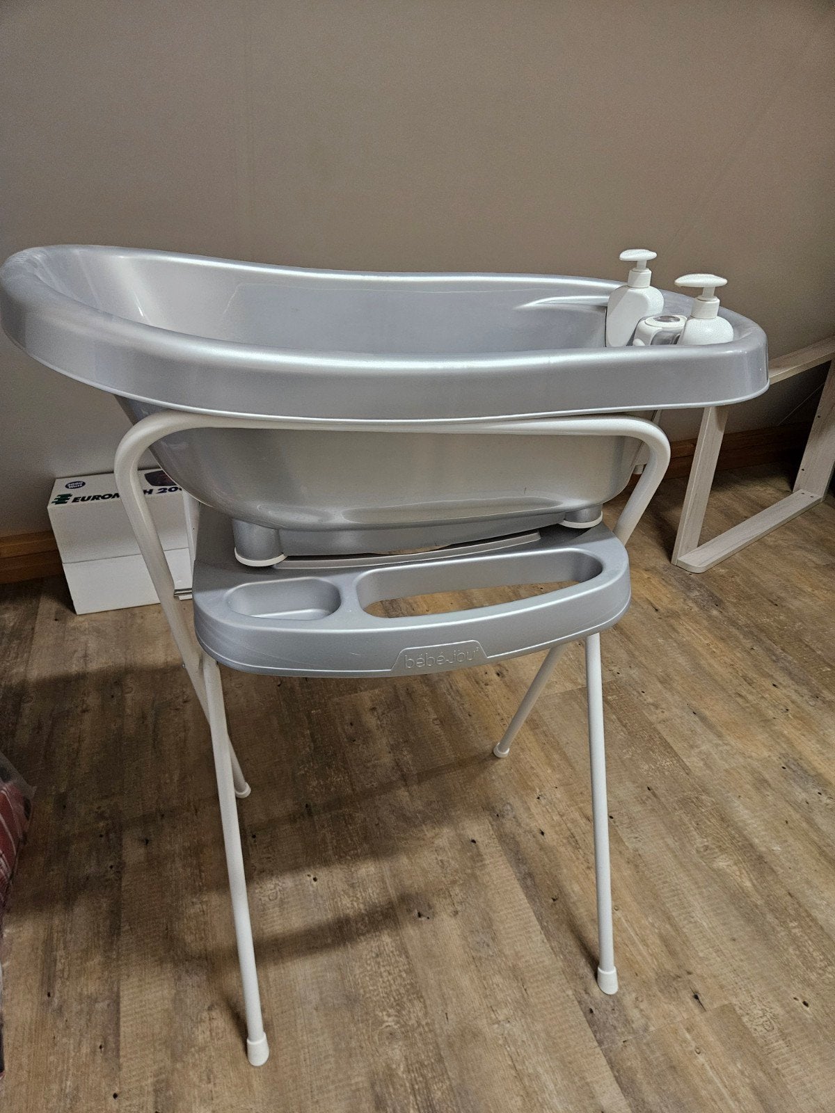 Bebe Jou badje, Kinderen en Baby's, Badjes en Verzorging, Ophalen, Zo goed als nieuw, Bébé-jou, Standaard