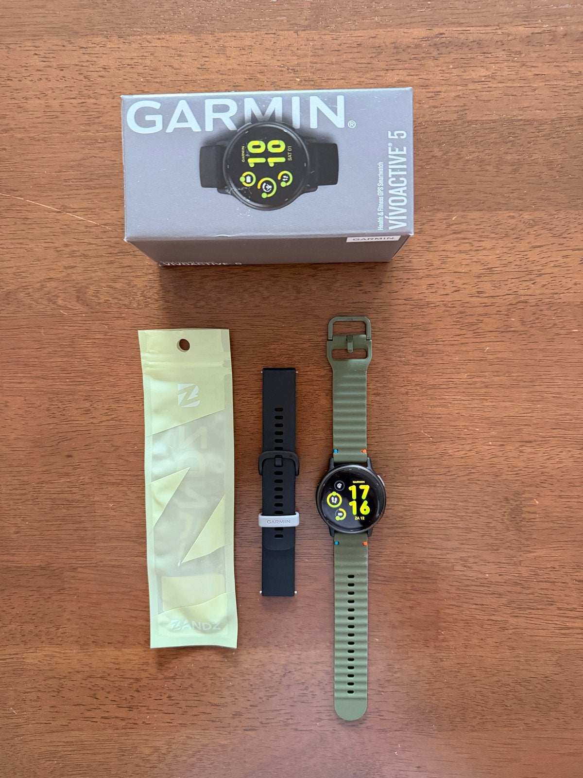 Garmin Vivoactive 5 - 42mm AMOLED Always-on Display, Conditie, Zwart, Ophalen of Verzenden, Zo goed als nieuw