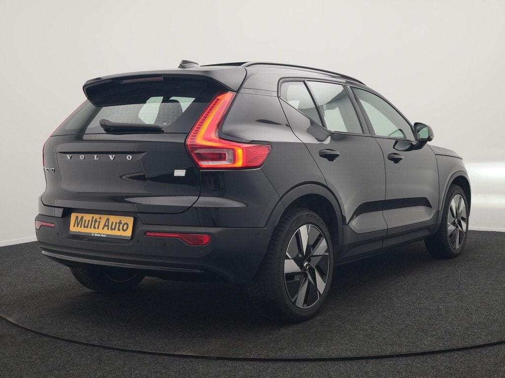 Volvo XC40 Single Motor Extended Range Ultimate 78 kWh 252pk, Automaat, Gebruikt, Zwart, 252 pk