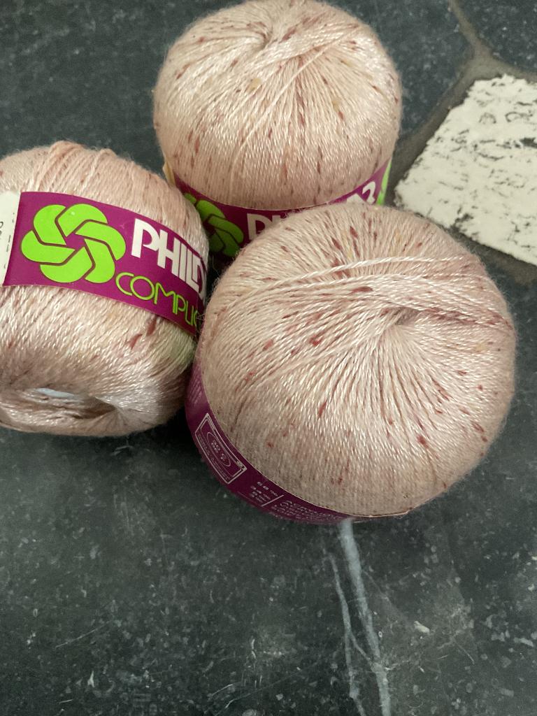 Phildar wol haakwol, nieuw, zijde wol viscose, 4 bollen, Ophalen of Verzenden, Nieuw, Breien of Haken, Wol of Garen