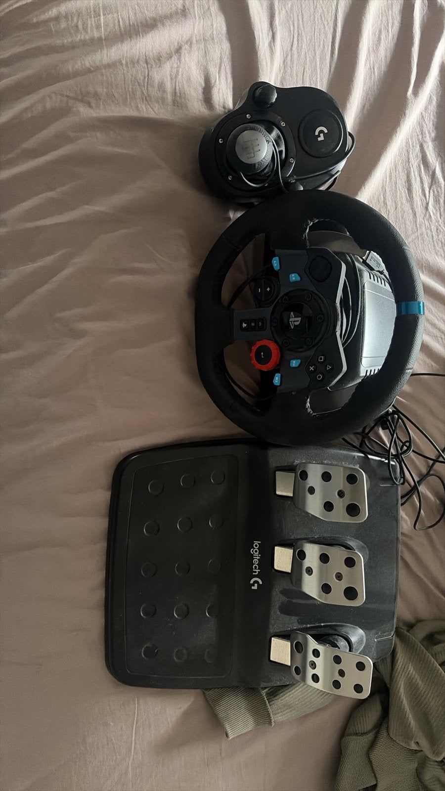 Logitech G29 Race Stuurset met Pedalen en Shifter, Ophalen, Racestuur, Gebruikt, Force feedback