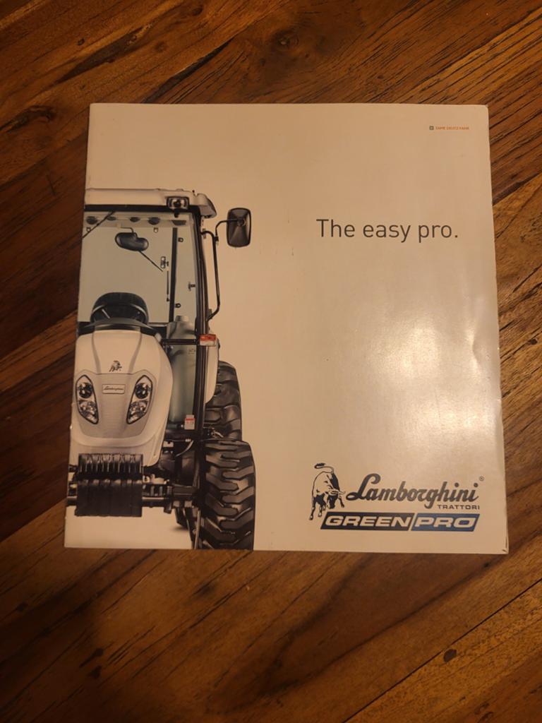 tractor folder Lamborghini Green Pro, Boeken, Catalogussen en Folders, Ophalen of Verzenden, Zo goed als nieuw