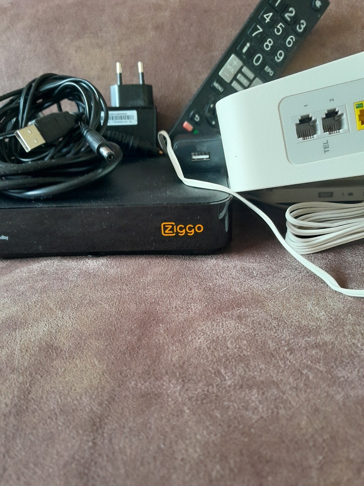 Complete Ziggo installatie set - Modem, Mediabox, Audio, Tv en Foto, Televisies, Gebruikt, Ophalen of Verzenden