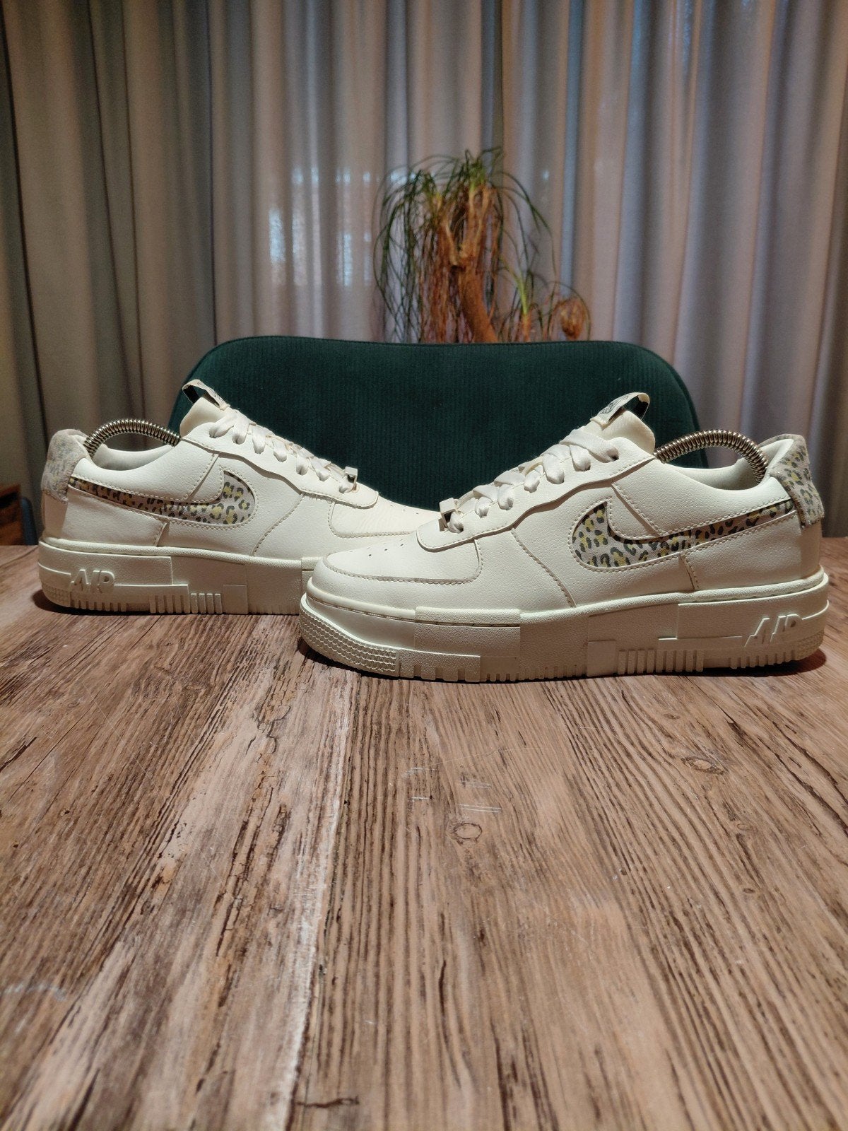 Nike Air Force 1 Special Edition 'Leopard' Size 40, Wit, Nike, Ophalen of Verzenden, Sneakers of Gympen