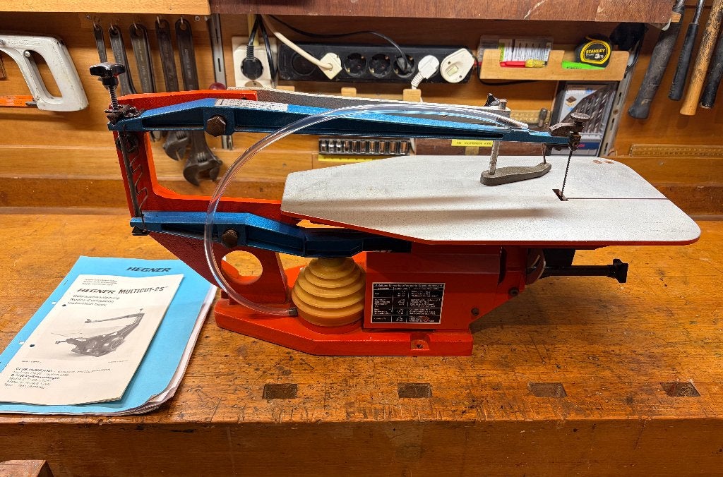 Hegner Multicut 2S in zeer goede staat. Weinig gebruikt., Doe-het-zelf en Verbouw, Gereedschap | Zaagmachines, Ophalen, Gebruikt