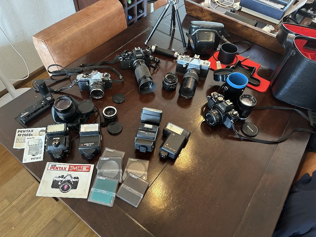VINTAGE CAMERA'S MET TOEBEHOREN, Ophalen of Verzenden, Gebruikt, Spiegelreflex, Overige Merken