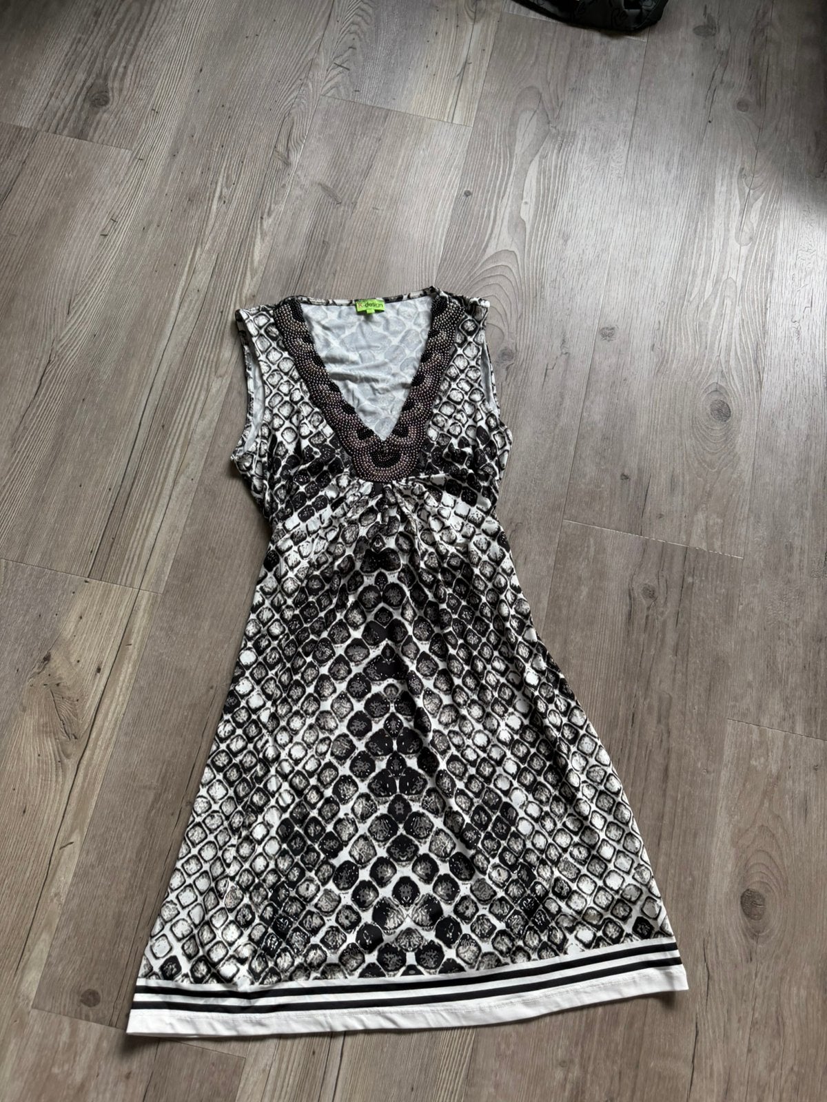 K-Design zomerjurkje maat M, Maat 38/40 (M), Overige kleuren, Ophalen of Verzenden, Zo goed als nieuw
