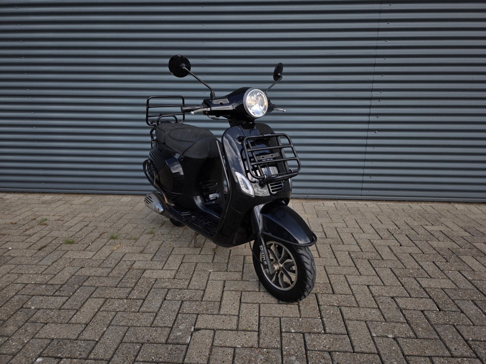 Leuke AGM VX50 LA Souris sourini 25km scooter, Ophalen of Verzenden, Gebruikt, Benzine