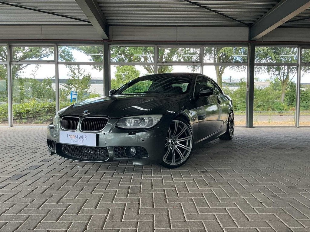 BMW 328i Cabriolet E93 | 3.0 I6 | 2011 modeljaar | youngtime, Auto's, Automaat, Gebruikt, Cabriolet, Bedrijf