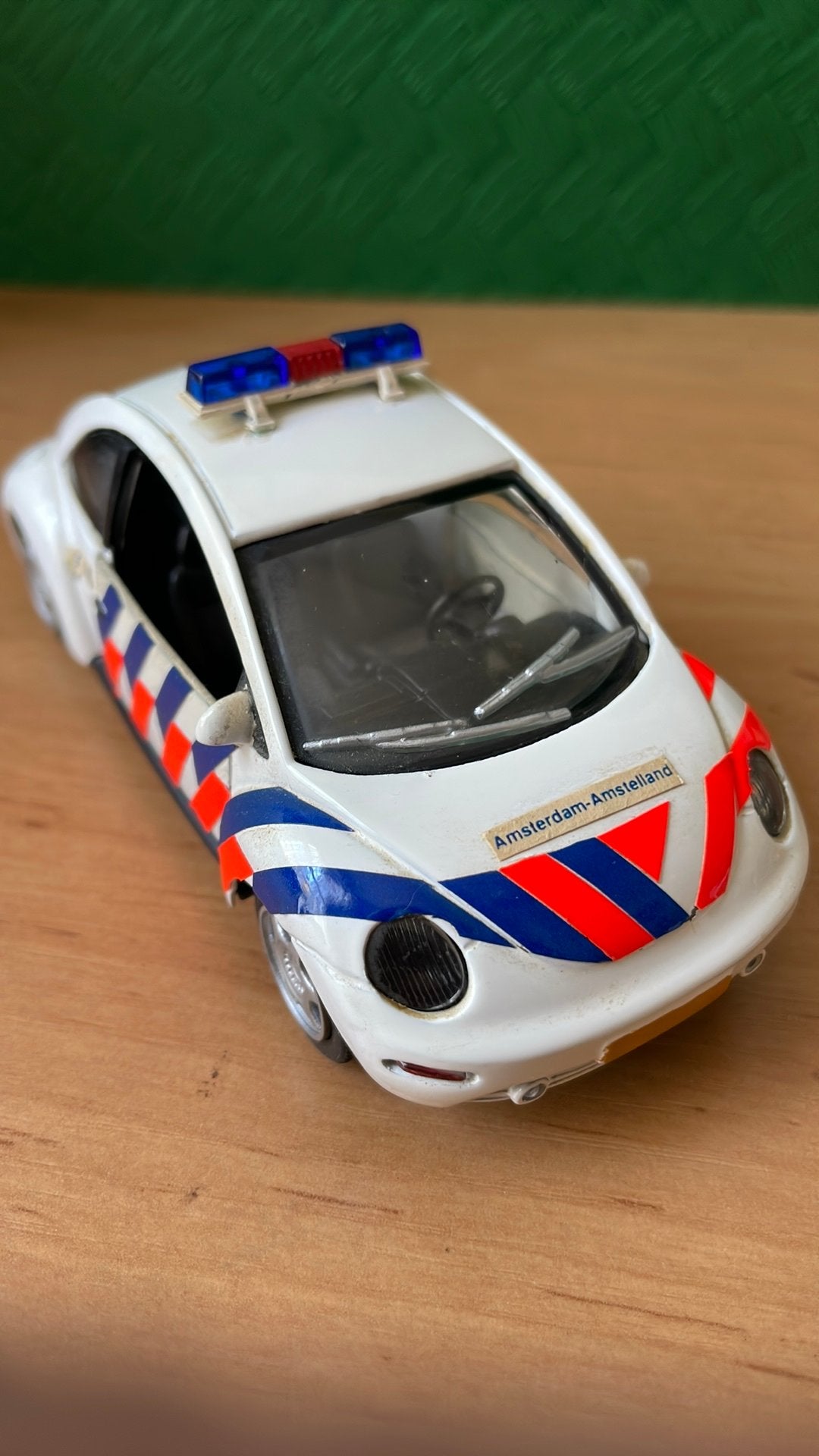 Politie VW Beetle, Hobby en Vrije tijd, Modelauto's | 1:24, Ophalen of Verzenden, Zo goed als nieuw, Bburago