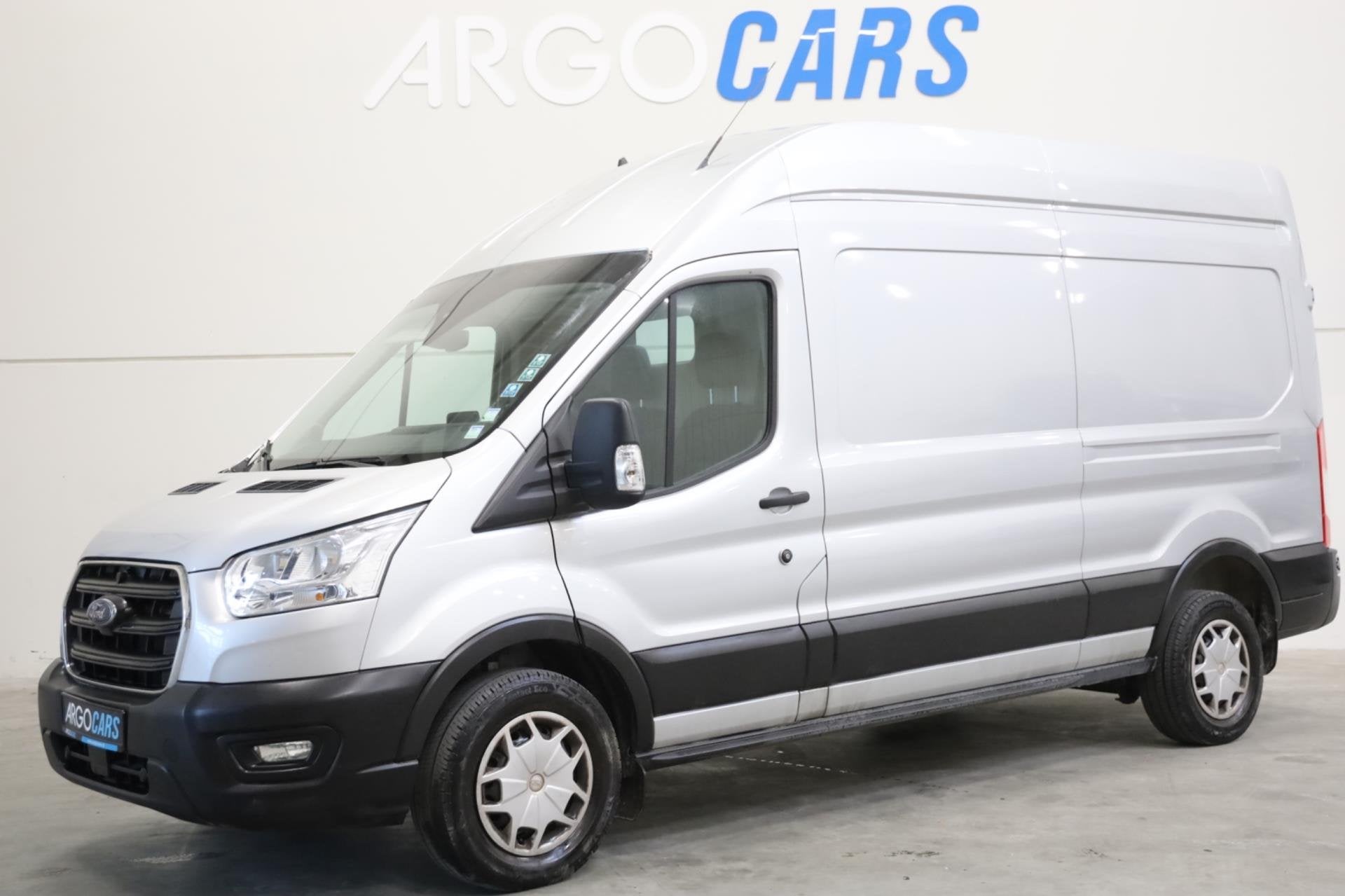 Ford TRANSIT 350 2.0 TDCI AUTOMAAT L3/H3 TREKHAAK NAVI PDC 1, Auto's, Bestelauto's, Dealer onderhouden, Stof, 4 cilinders, 1850 kg