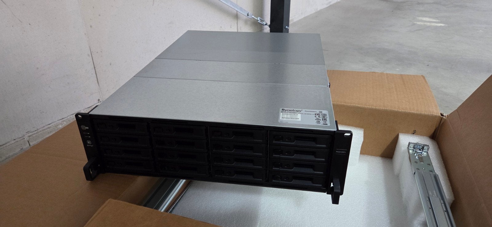 Synology RackStation RS2818RP+ NAS Server, Computers en Software, Serverkasten, Ophalen, Nieuw