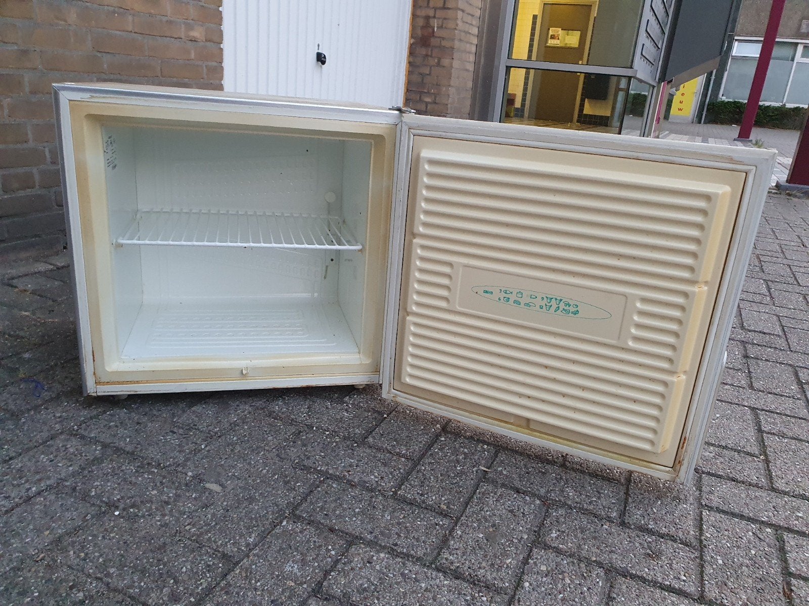Mini vriezer diepvries freezer Compact en efficiënt, Ophalen of Verzenden, Vrieskast