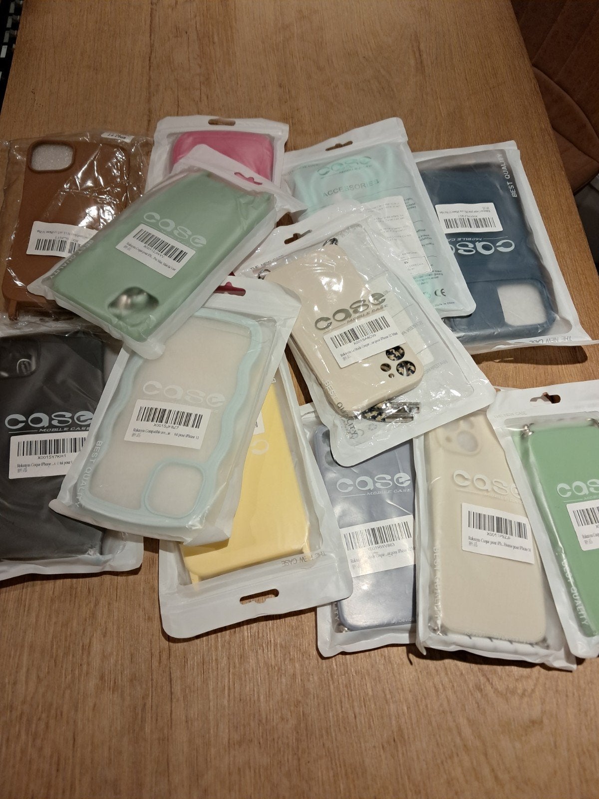Partij 13 nieuwe iPhone hoesjes - diverse modellen en kleur