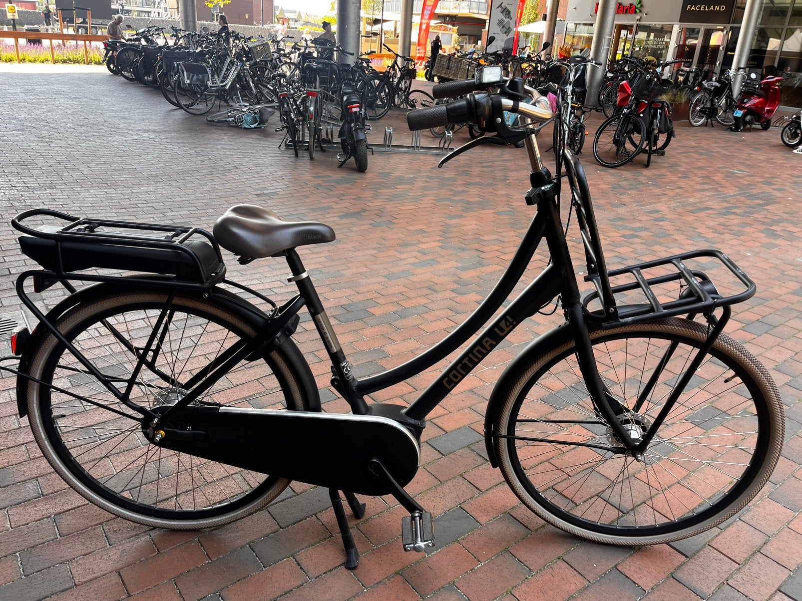Cortina E-U4 elektrische fiets bosch middenmotor, 47 tot 51 cm, Ophalen, Zo goed als nieuw
