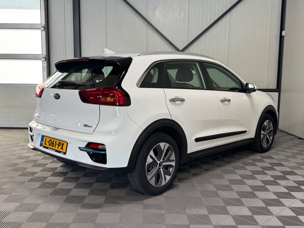 Kia e-Niro DynamicLine 39kWh 3-Fase | SoH 100% | Navi | Came, Auto's, Kia, Automaat, 136 pk, Gebruikt, Adaptive Cruise Control