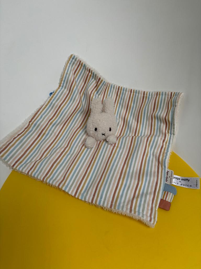 K1213 little dutch doekje nijntje gestreept, Kinderen en Baby's, Ophalen of Verzenden, Konijn
