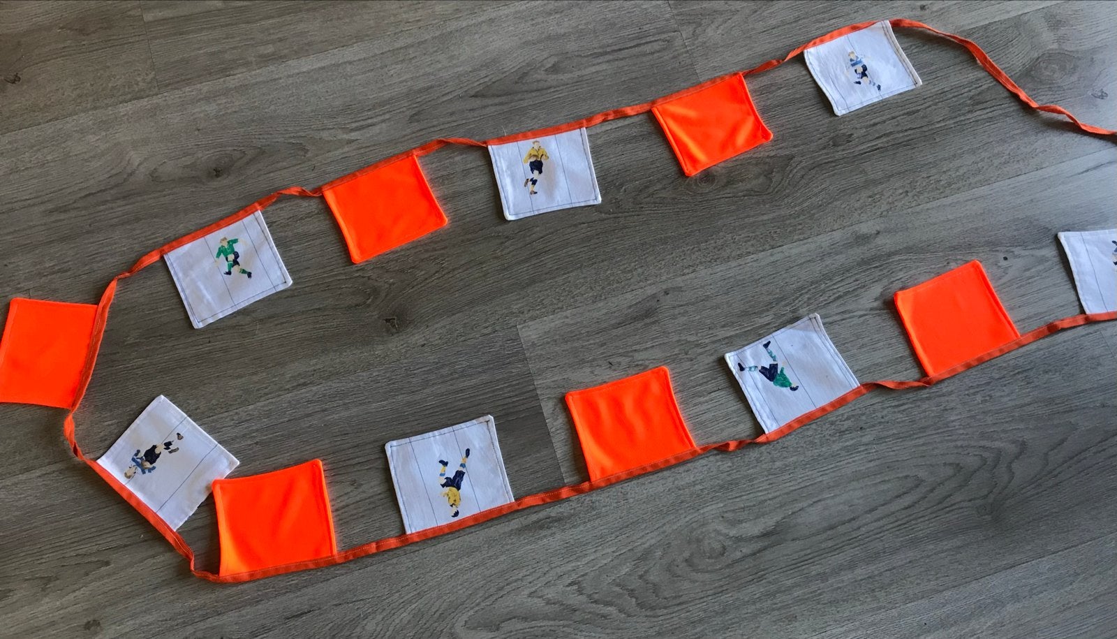 Mooie stoffen voetbal slinger - Nieuwstaat, Ophalen of Verzenden, Nieuw, Versiering, Verjaardag