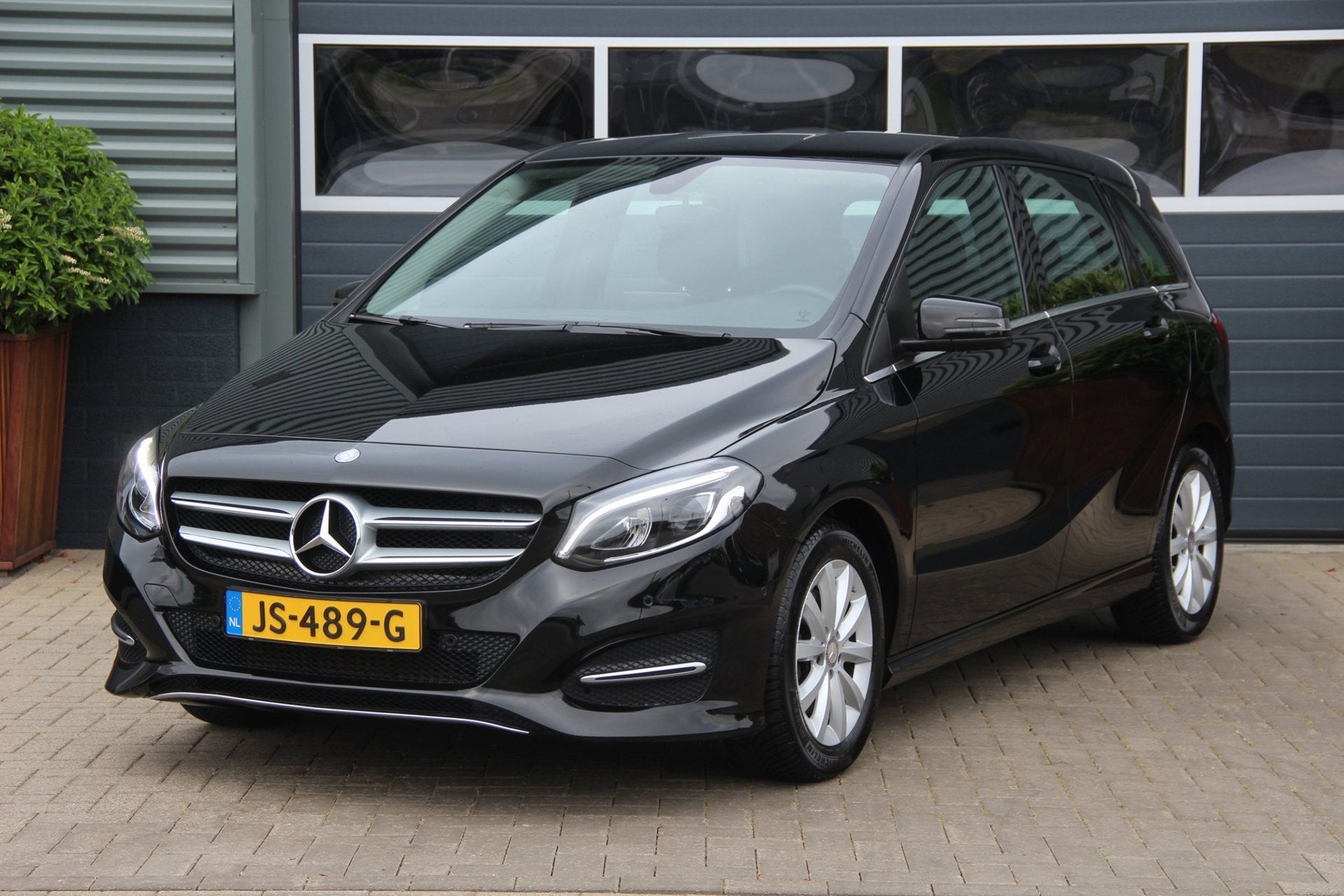 Mercedes-Benz B-klasse 180 Ambition NL Auto | 2e Eigenaar |, Auto's, Mercedes-Benz, 1325 kg, Gebruikt, Euro 6, 4 cilinders