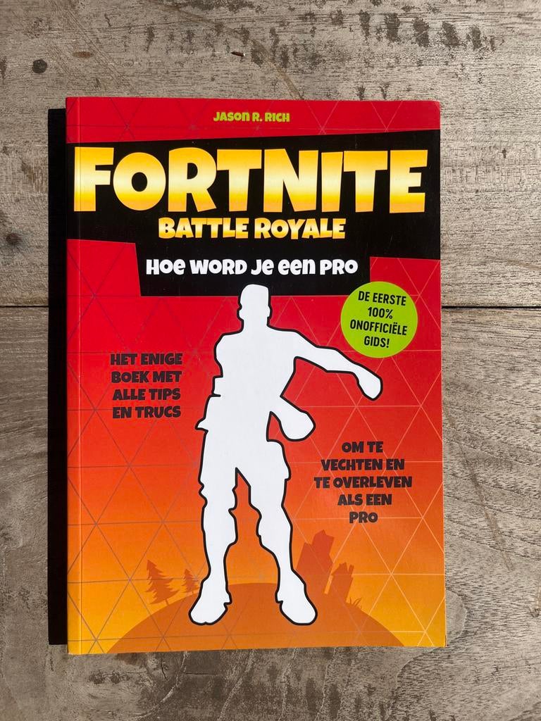 Fortnite Battle Royale: Hoe word je een pro - Boek, Ophalen of Verzenden, Zo goed als nieuw