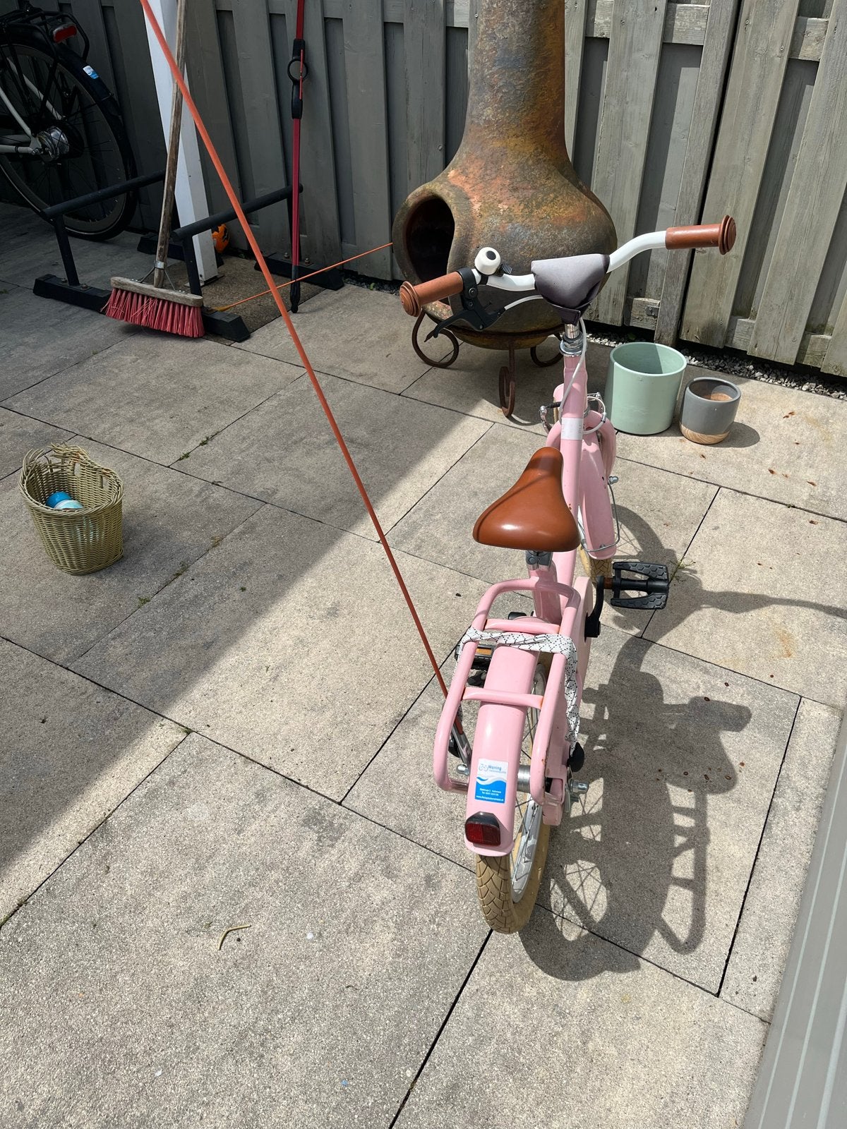 Roze Puky kinderfiets 16 inch - Zo goed als nieuw, Fietsen en Brommers, Fietsen | Kinderfietsjes, Ophalen, Zo goed als nieuw, Terugtraprem