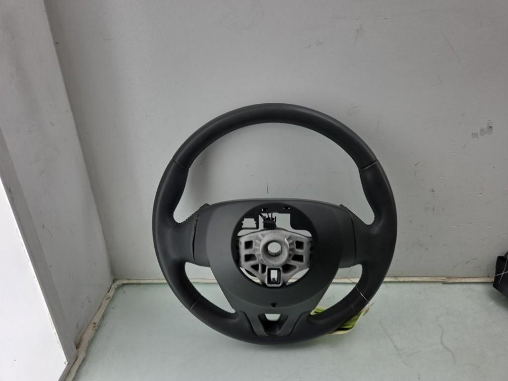 Stuur Renault Megane III Grandtour (KZ) 2010 484302379R, Gebruikt, Renault Deutschland AG, Dialog.deutschland@renault.de, Peter-Huppertz-Straße 5, Köln 51063, , Duitsland