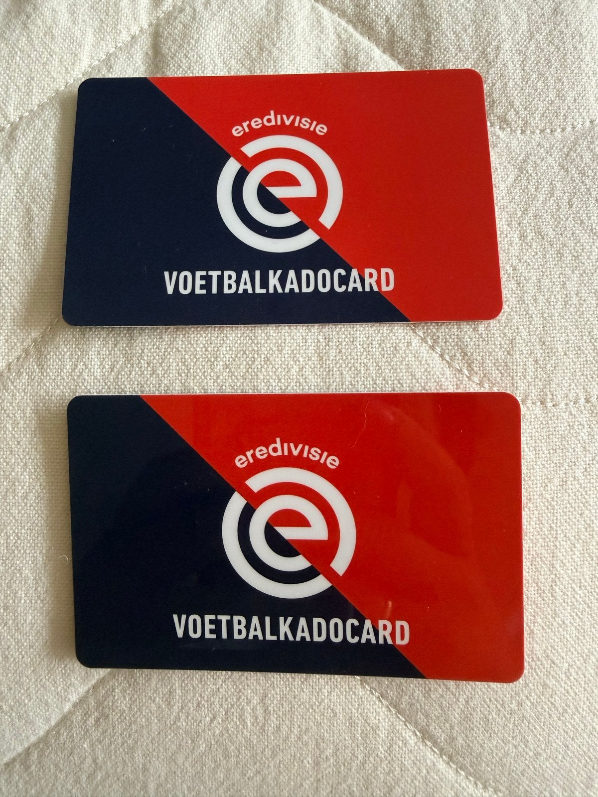 100,- cadeaukaart van eredivie Voetbalkadocard, Tickets en Kaartjes, Cadeaubon, Warenhuis- of Winkelbon