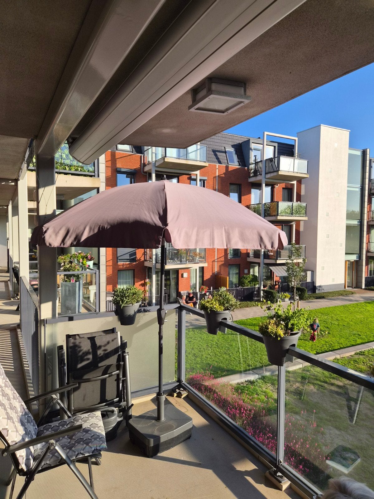 Madison Stokparasol - Zo goed als nieuw, Tuin en Terras, Ophalen, Kantelbaar, Zo goed als nieuw, 1 tot 2 meter
