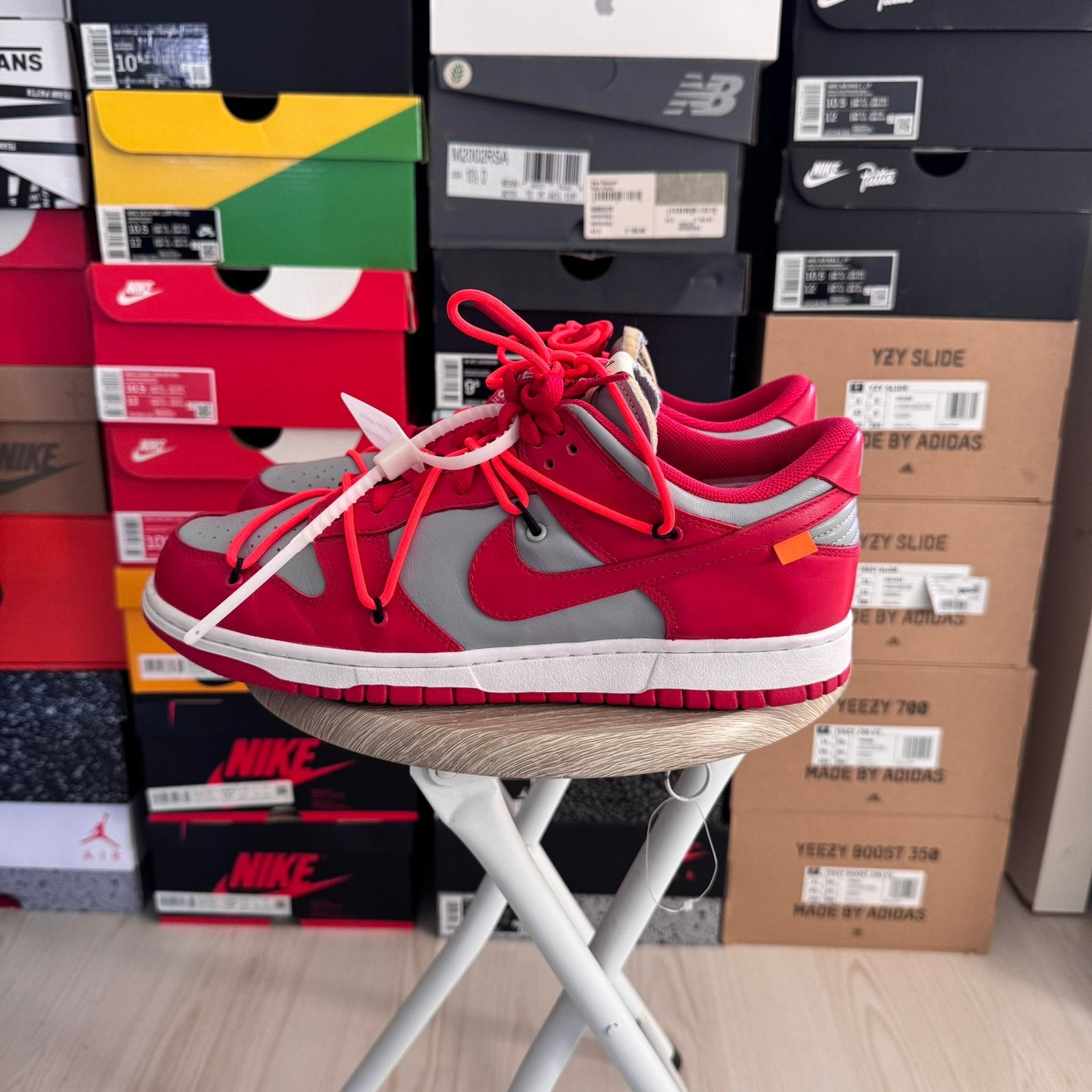 Nike Off White Dunk Low University Red 44.5, Kleding | Heren, Verzenden, Zo goed als nieuw, Wit, Sportschoenen