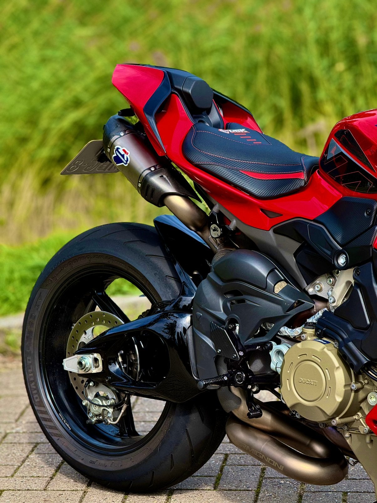 Foto 4 van Ducati StreetFighter V4 S - “Nieuwstaat”  slechts 7776 km