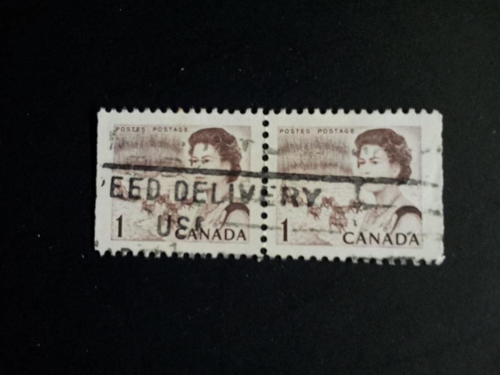 Canada kopjes F Koningin Elizabeth strook gestempeld, Ophalen of Verzenden, Gestempeld, Noord-Amerika