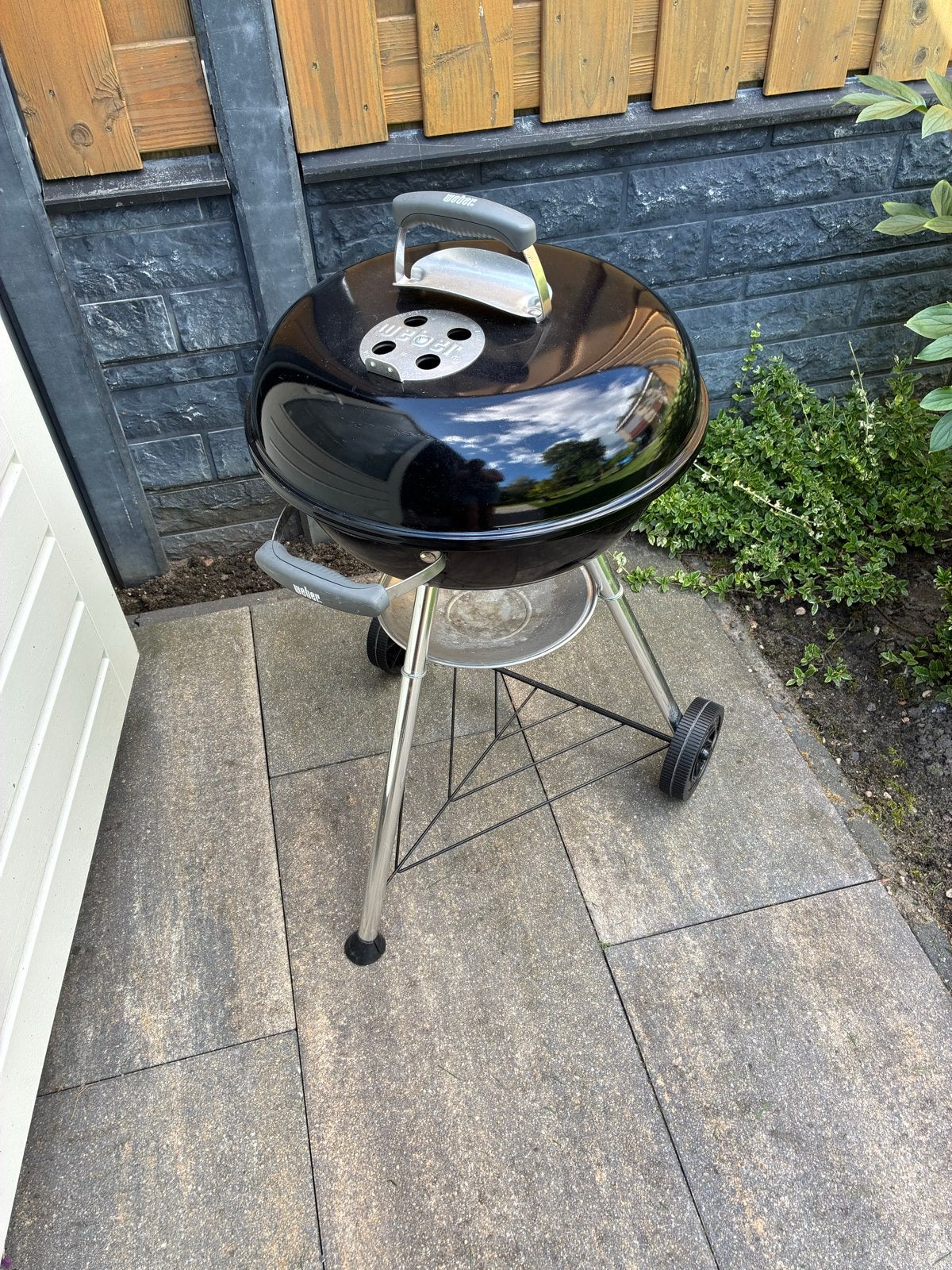 Weber Compact Kettle Houtskoolbarbecue -l47cm, Ophalen, Gebruikt