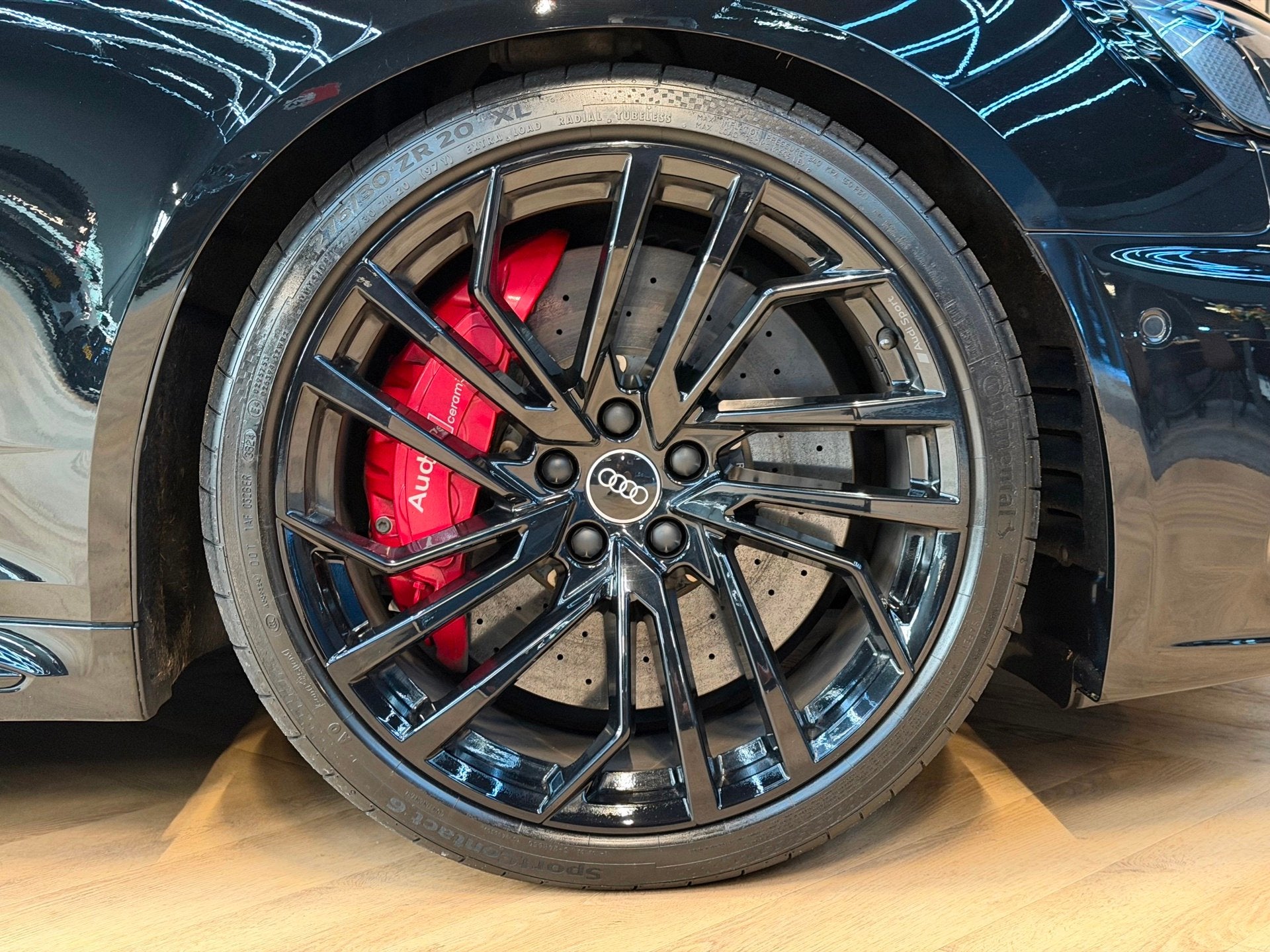 Foto 31 van Audi RS4 Avant 2.9 TFSI Quattro - Keramic - Pano - B&O