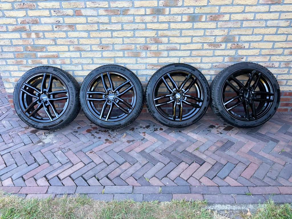 Dezent velgen + banden, Auto-onderdelen, Banden en Velgen, Banden en Velgen, All Season, 17 inch, 215 mm, Personenwagen, Nieuw