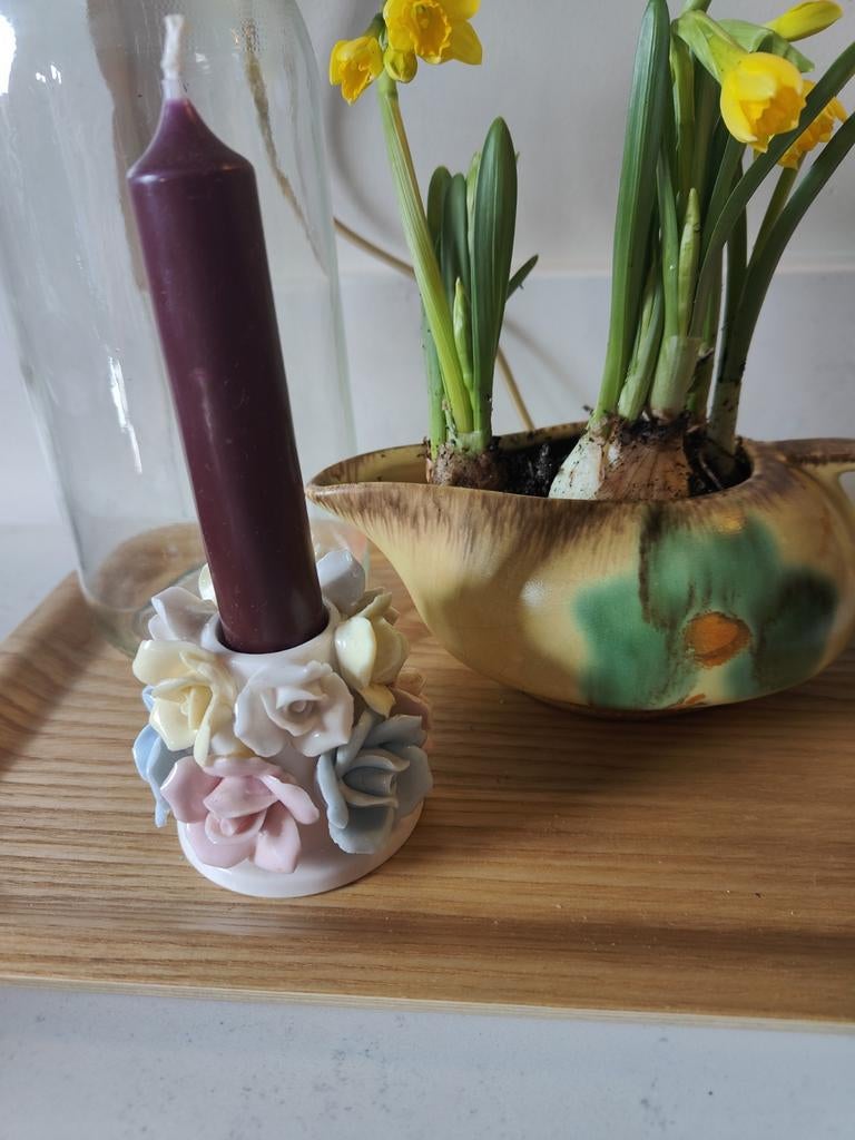 Kandelaar met pastelkleurige roosjes, Antiek en Kunst, Ophalen of Verzenden